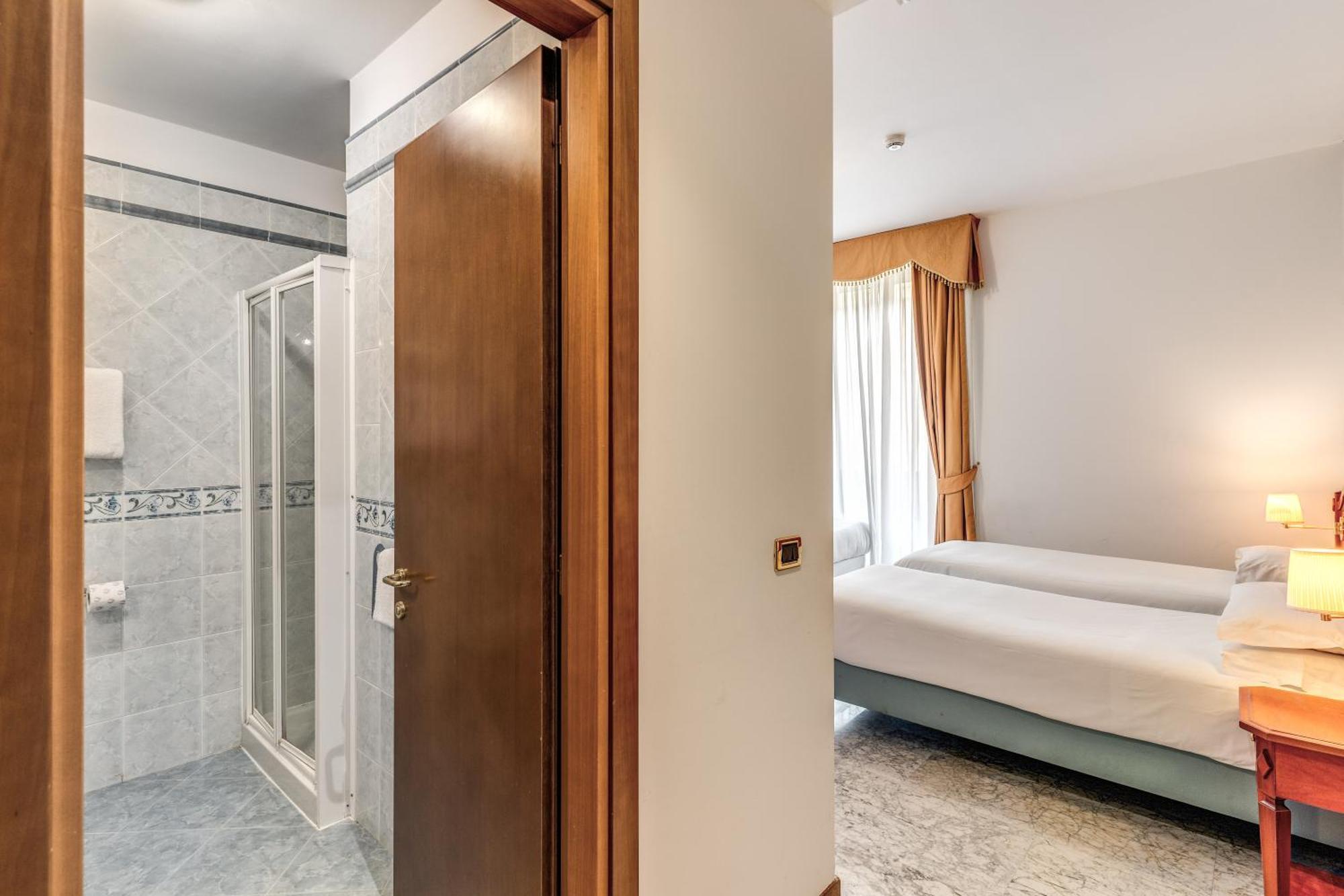 Classic Triple Room,1643756183:JPEG